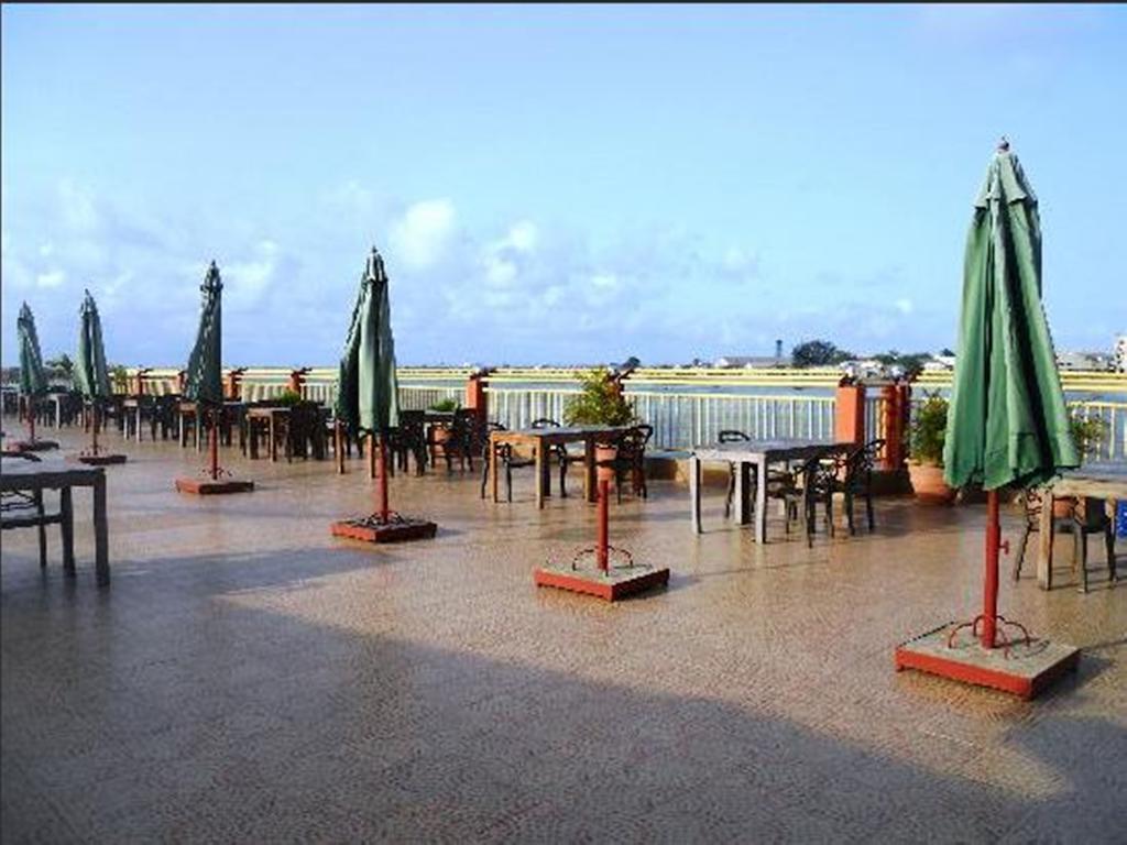 Hotel Du Lac Cotonou Exterior foto