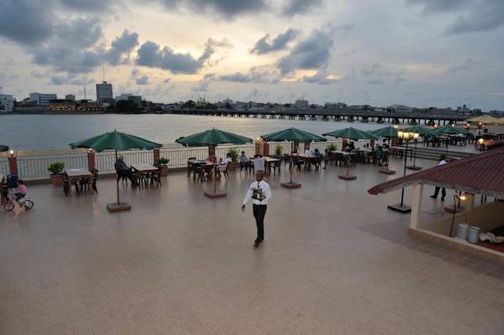 Hotel Du Lac Cotonou Exterior foto