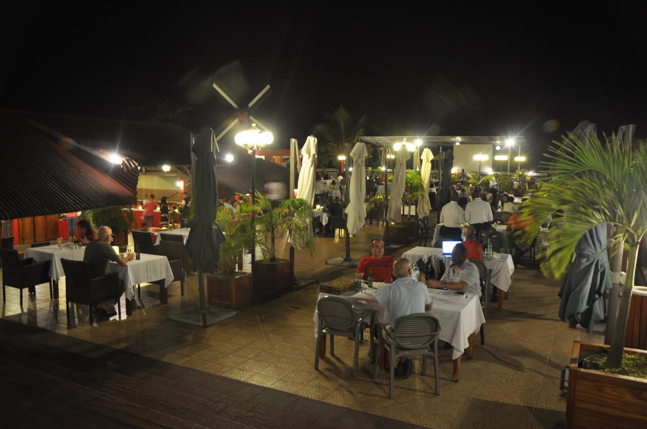 Hotel Du Lac Cotonou Exterior foto