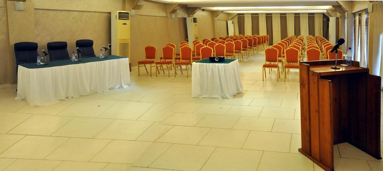 Hotel Du Lac Cotonou Exterior foto