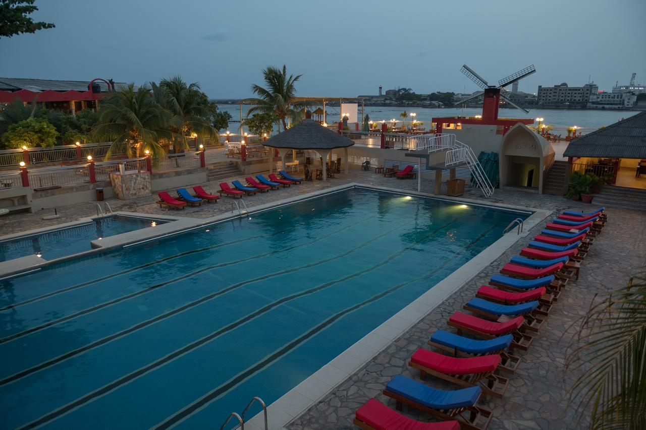 Hotel Du Lac Cotonou Exterior foto